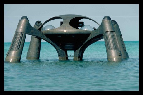Atlantis is Stromberg's base, a futuristic creation, a prototype for an underwater city, it can survive completely submerged or it can rise up out of the water like a huge metallic spider.