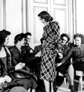 Lee Miller ©Lee Miller Archives, Service women at a fashion salon, Paris, France 1944
