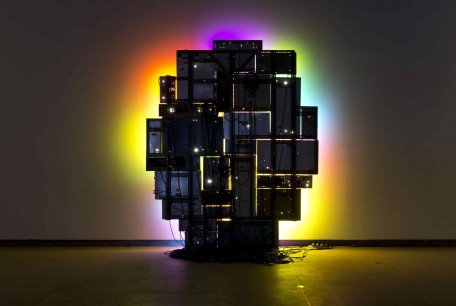 David Batchelor, Magic Hour, 2004-07, 320 x260x30cm, light boxes, steel supports, acrylic sheet, cable, plugboards © David Batchelor