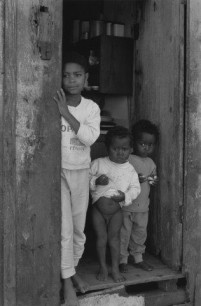 VALDIR CRUZ Camp Children _ 19 - QUILOMBO CAMPINA DOS MORENOS I -1994 pigment on paper 40x27 3 of 25