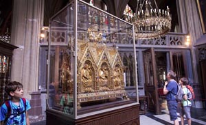  The shrine of St Ursula, 1489, gilded and painted wood, Hans Memling, Memling museum, Saint John’s Hospital ©JanD'Hondt_282